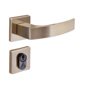FECHADURA QUADRATTA CURVA EXT 4201 BL
